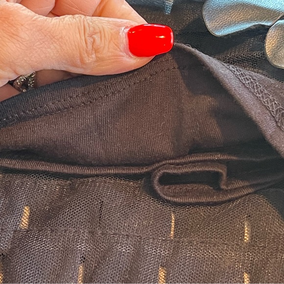 Max Studio Women’s Blk Faux Leather Mini Skirt SZ 2 - Picture 3 of 7